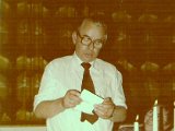 hennie leest gedicht voor.jpg